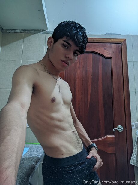 Bad Mustang beste nacktheit fotos