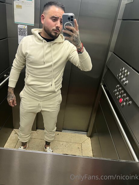 Nicoink model erotische galerien