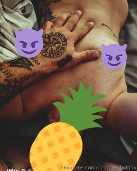 Beardeddadddy pornostar sexy bild