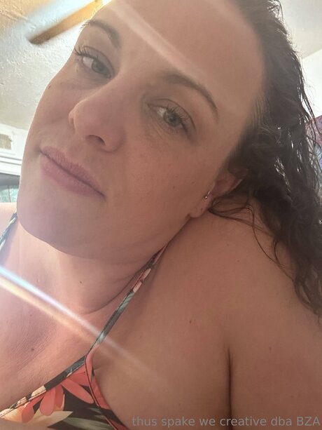 Thebza sexy exklusive bilder