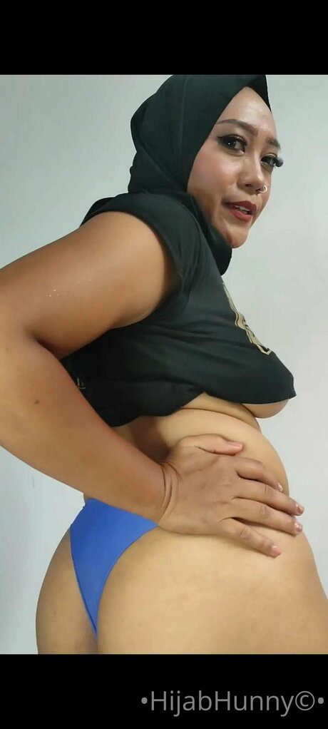 Hijabhunny Srs sexy bild