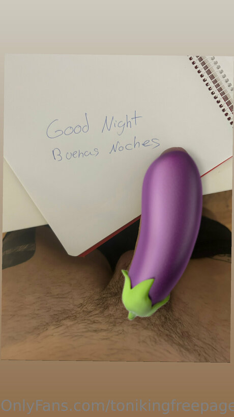 Tonikingfreepage model schöne bild