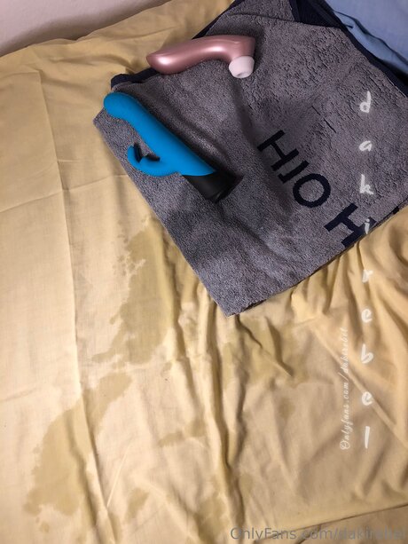 Dakirebel heiße erwachsene foto