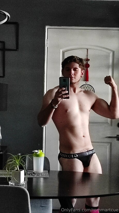 Rommartcue top pornografische bilder