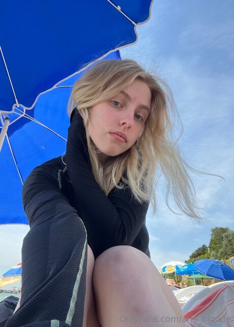 Aria Blonde beste kunst galerie