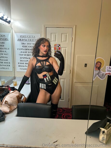 Edentheaccountant nacktheit xxx foto