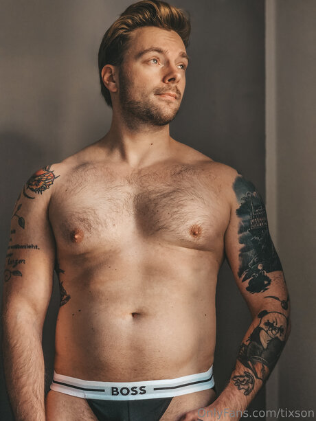 Tixson schauspielerin nackte archiv