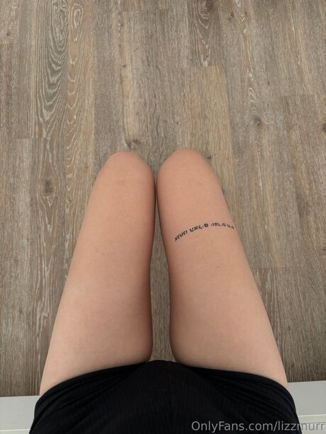 Lizzmurr xxx sexy fotos