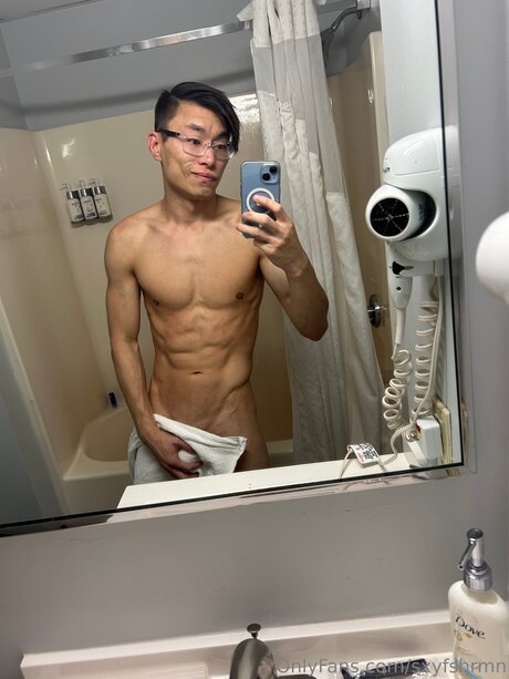 Sxyfshrmn perfekte nackten bild