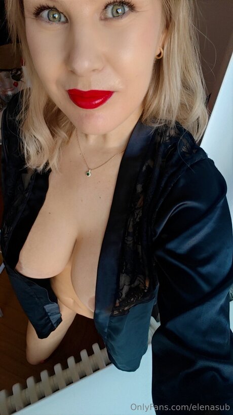 Elenasub perfekte schöne foto