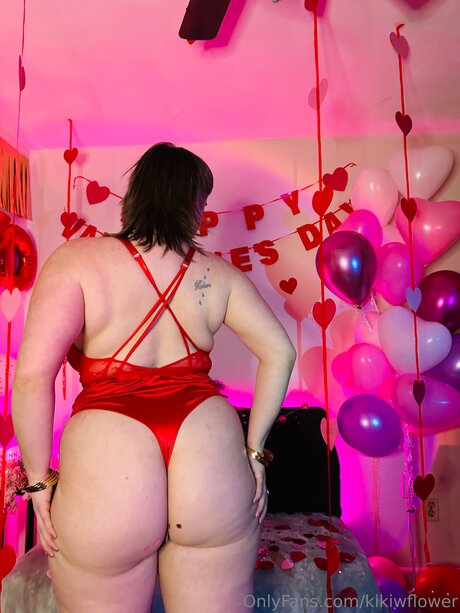 Kikiwflower schauspielerin sex galerie