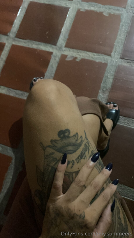 Miy Summeers pornostar akt bilder