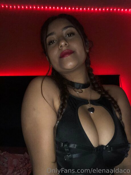 Elenaaldaco hübsche sexy bilder