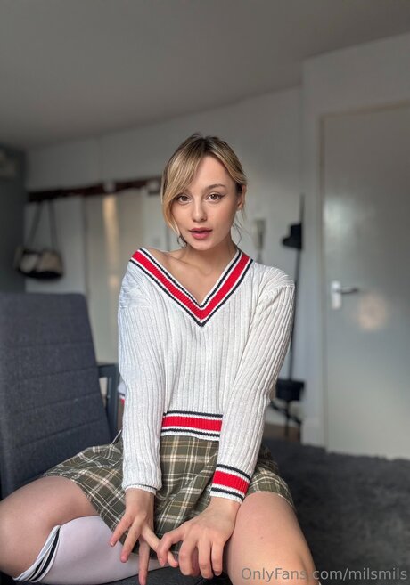 Milsmils pornostar akt bild