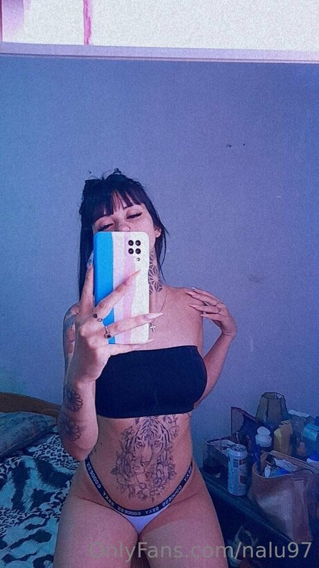 Nalu97 perfekte galerien