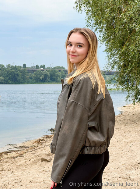 Ksenia Leoni sexy hd galerie