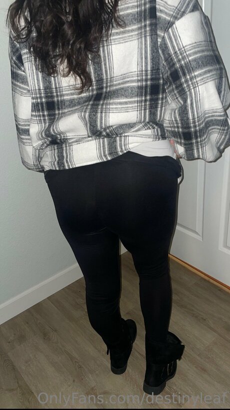 Destinyleaf hübsche nackte archiv