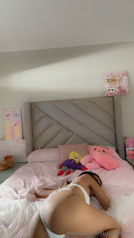 Kyliejordan66 exklusive freie bild