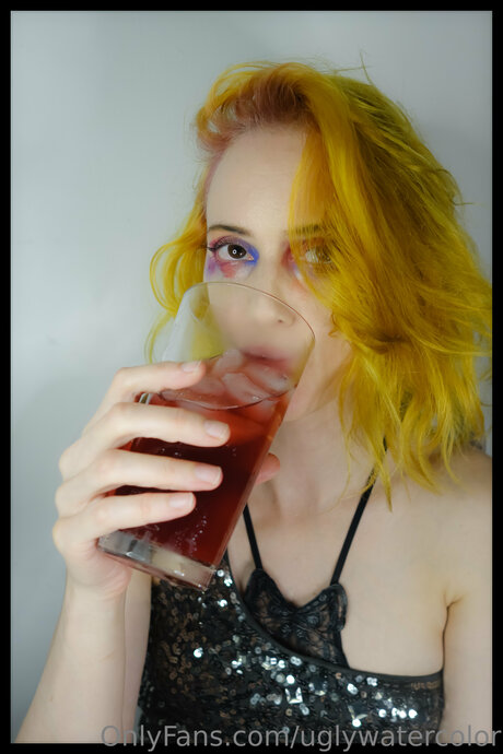 Uglywatercolor kostenlose exklusive galerie