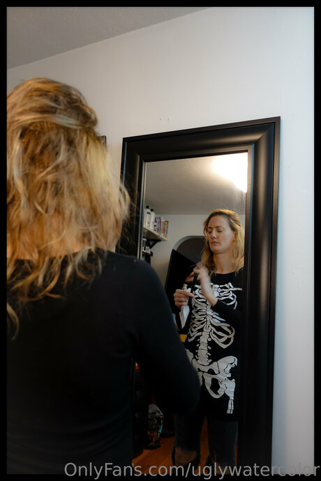 Uglywatercolor porno xxx archiv