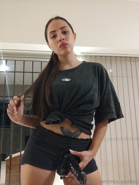 Mia Goddes porno erwachsene bilder