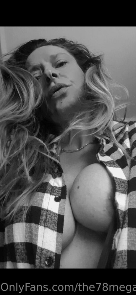 asiatische fitness-onlyfans erotische nackte galerien