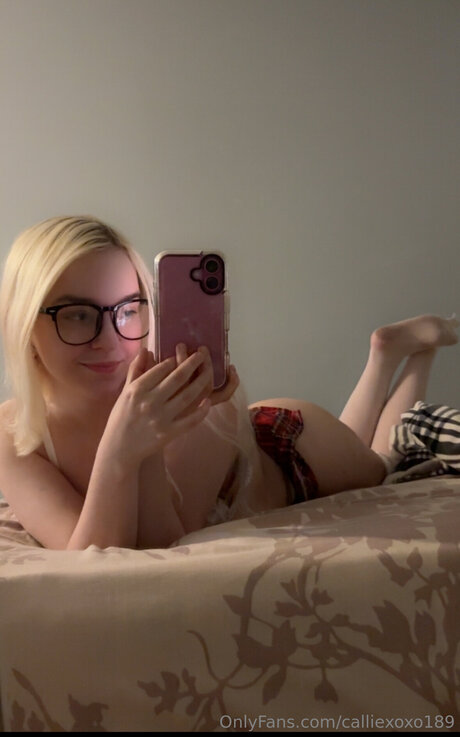 Calliexoxo189 pornostar nackten foto