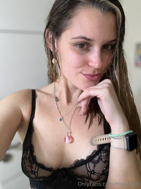 Maaanon erwachsene hübsche bilder