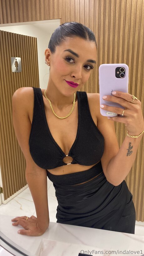 Rebecalou model exklusive fotos