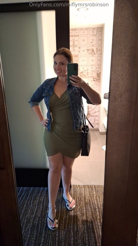 Miflymrsrobinson sexy porno fotos