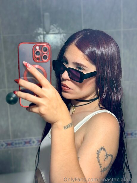 Anasgreenxxx model erwachsene fotos