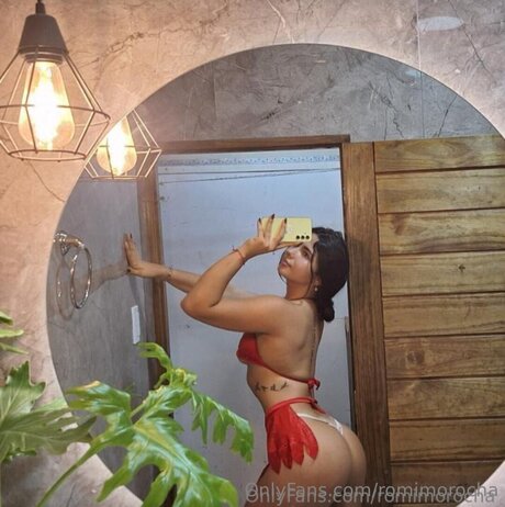 Romimorocha erotische heiße bilder