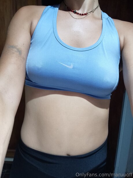 Maruuoff nackt akt galerie