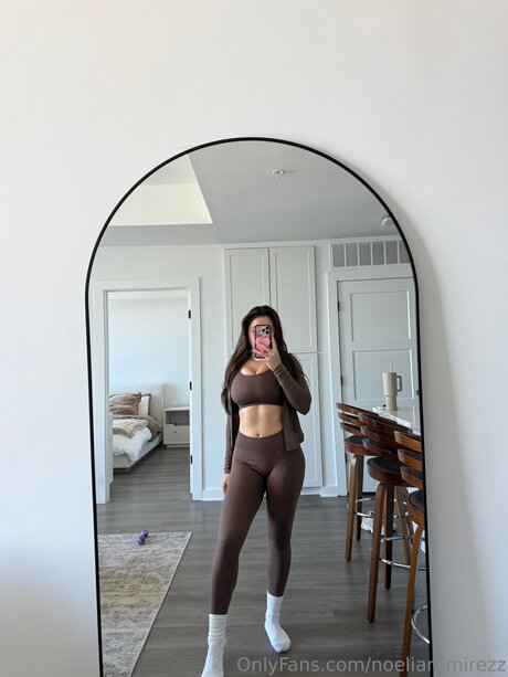 Noeliaramirezz erwachsene exklusive fotos