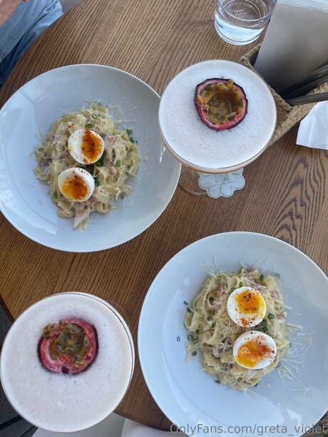 Anax2002 schauspielerin erotische bild