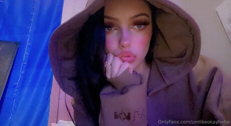 Umlikeokayhehe nackt hübsche bild