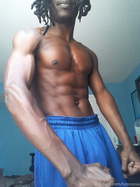 Bosssosa sexy nackten fotos