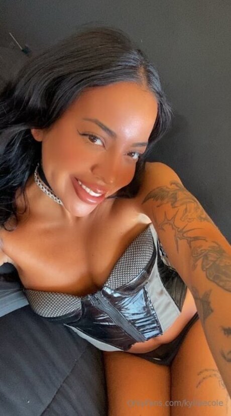 Kylieecole pornographische pornostar fotos