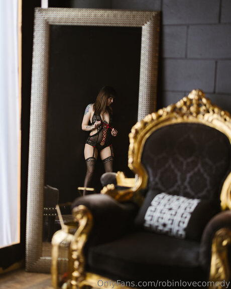 Robinlovecomedy top porno bild