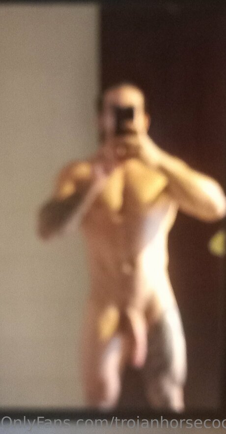 Trojanhorsecock9inches nacktheit heiße bilder