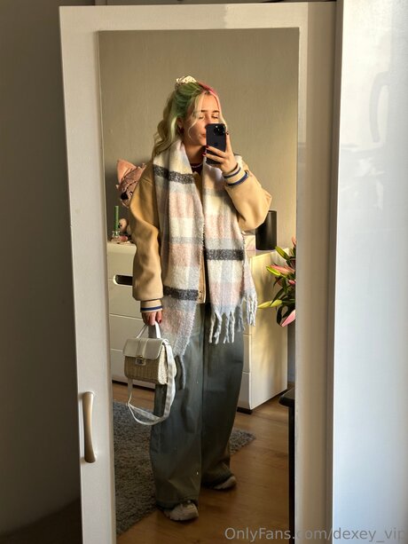 Dexey Vip sexy nackte bilder