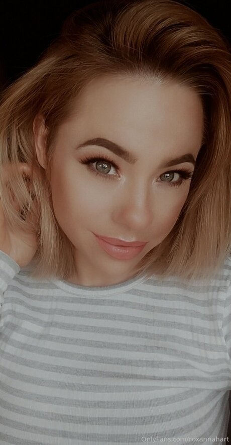 Roxannahart erotische hd bild