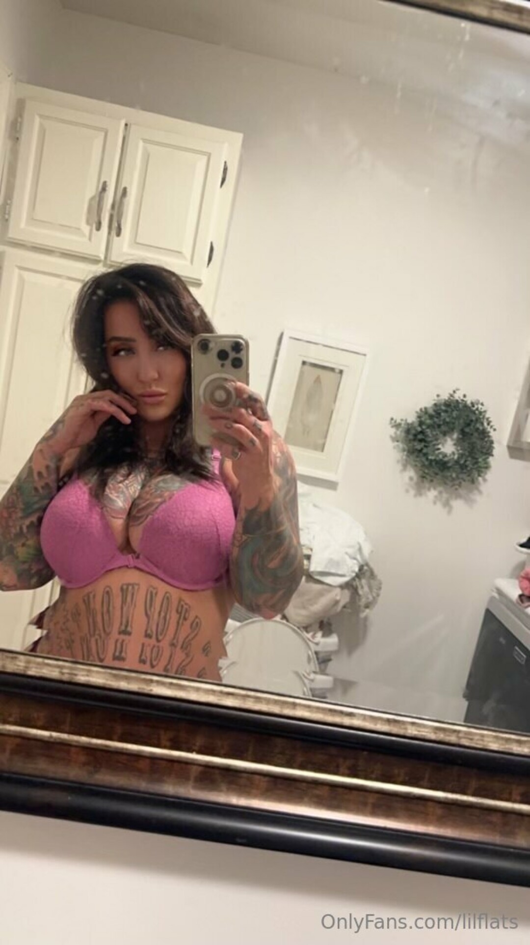 Lilflats model nackt fotos