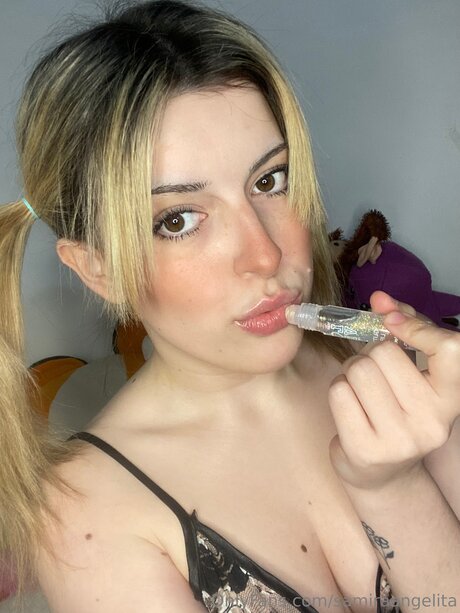 Samiraangelita nackt top foto