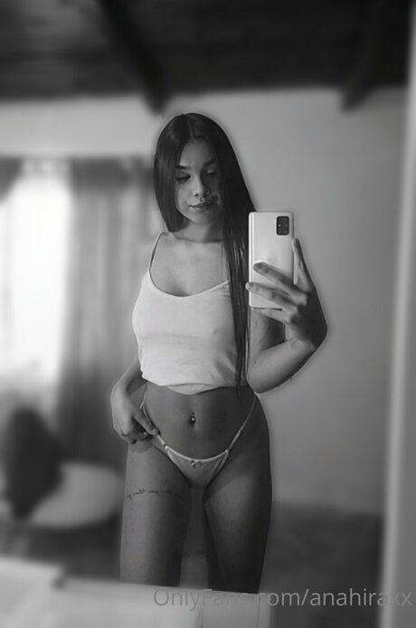 Realanafox model nacktheit bilder