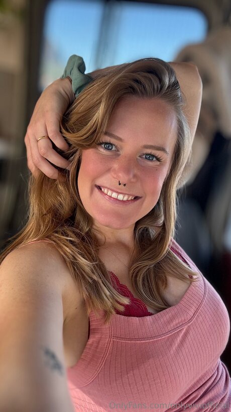 Onlyviviofficial hd sexy galerien