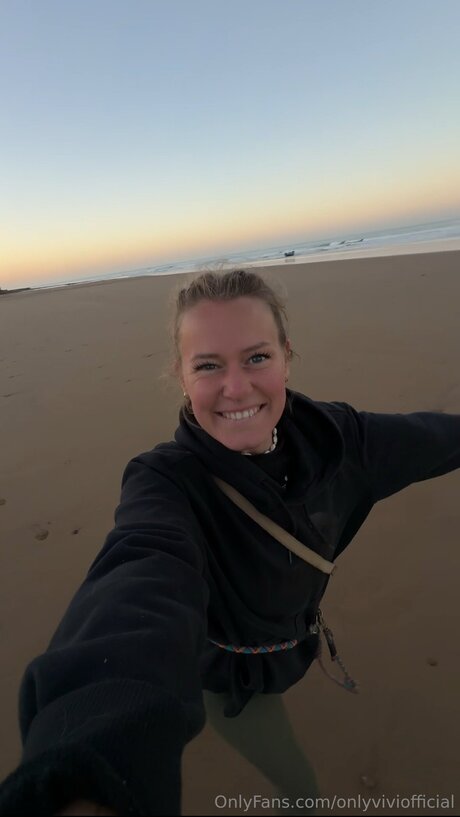 Onlyviviofficial pornostar galerien