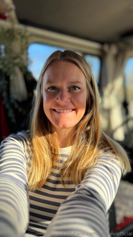 Onlyviviofficial kunst porno galerie