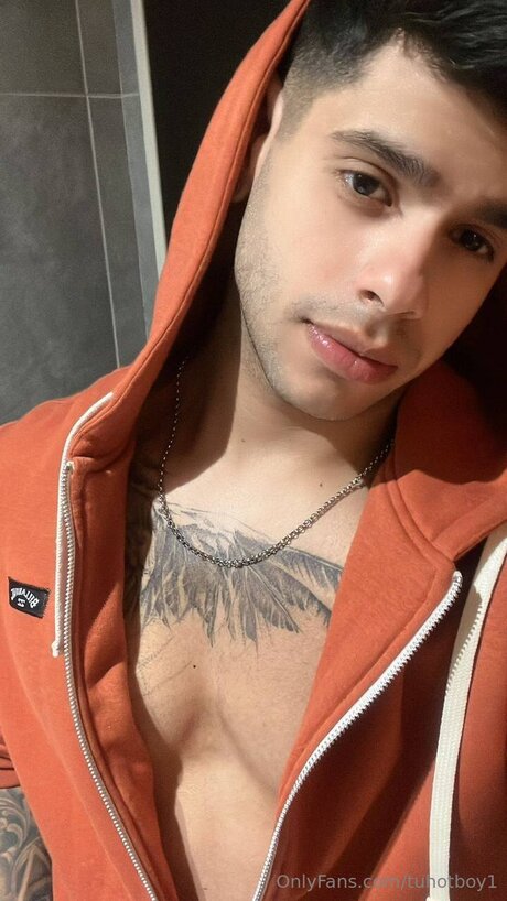 Tuhotboy1 pornostar hd galerien