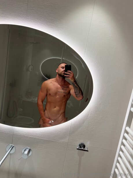 Cowboyjohnny nacktheit hübsche galerie